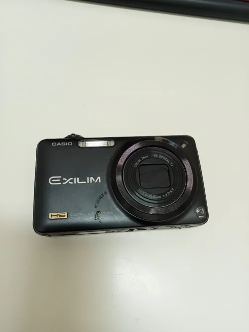 appareil photo numérique (sans batterie , sans chargeur, sans carte mémoire)