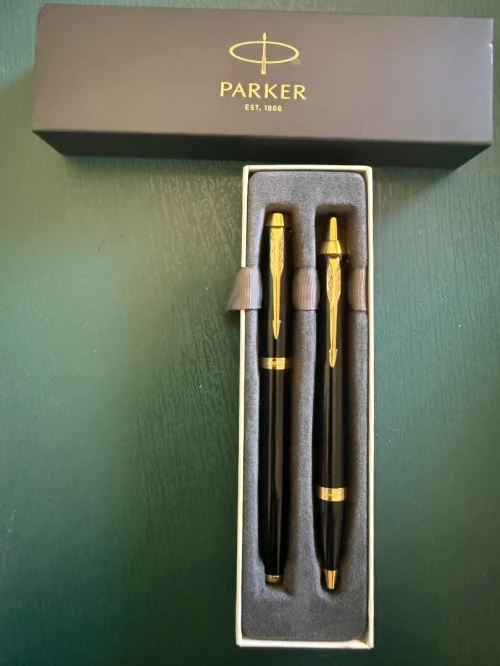 Coffret PARKER IM Duo. Stylo à plume et stylo à bille.
