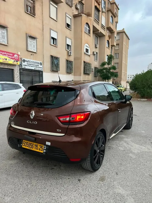 Renault Clio 4 2015 Limited 2