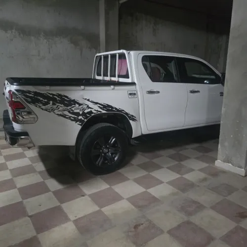 Toyota Huiluix double cabin 2023 