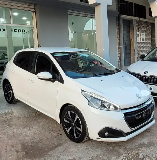 Peugeot 208 2019 Allure Facelift