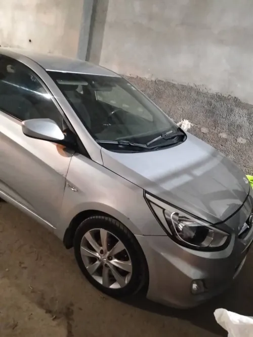 Hyundai Accent RB  4 portes 2017 Accent RB  4 portes