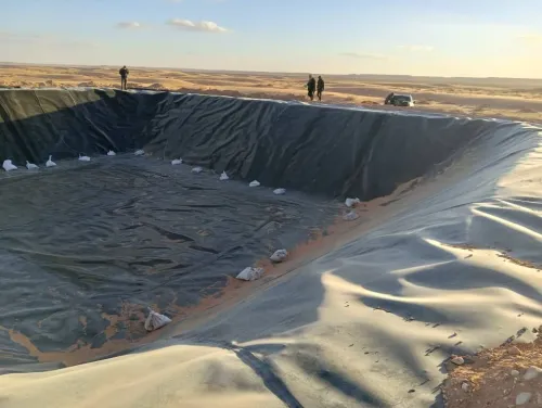 Geomembrane geocomposites, géotextiles