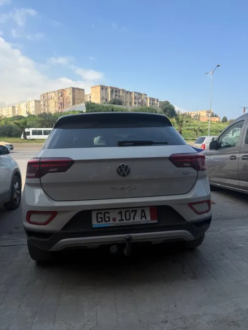 Volkswagen T-Roc 2023 Move