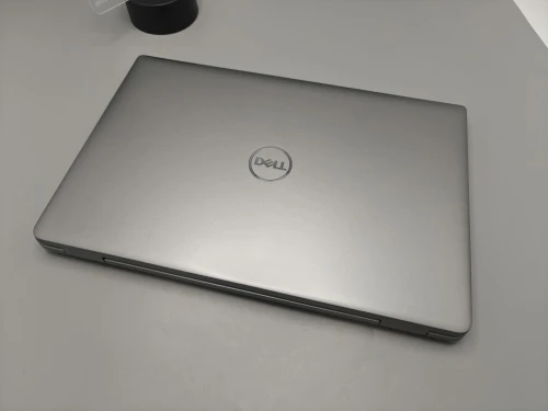 Dell Latitude 5540 i5 1345u vPRO 13eme 16GB 512GB SSD 15.6" FULL HD IPS