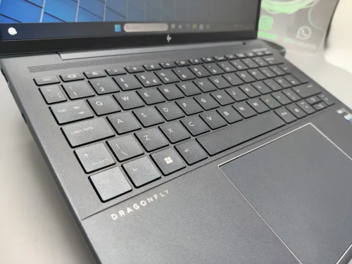 [VENDU] Hp Elite Dragonfly G4 Ultra Slim i7 1355u 13eme EVO 32GB DDR5 512GB SSD 13.5" FULL HD IPS