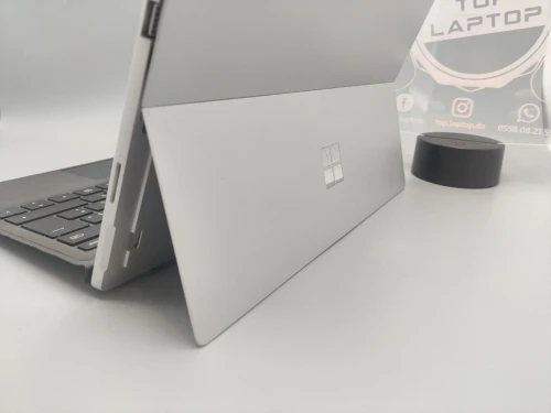 Microsoft Surface Pro 5 DÉTACHABLE i5 7300u 7th 8GB 128GB SSD 12.3" 2K UHD TACTILE 