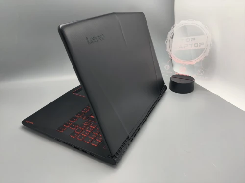 VENDU Lenovo Legion Y520 NVIDIA GTX 1050 i5 7300HQ 8GB 128GB SSD + 1TB 15.6" FULL HD IPS