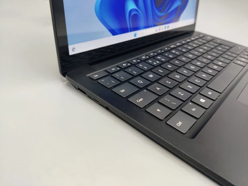 Microsoft Surface Laptop 4 TACTILE 2K QHD i7 1185G7 11th 16GB 256GB SSD *AFFAIRE*