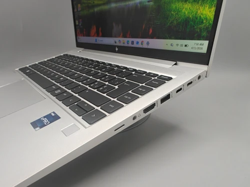 Hp Elitebook 640 G10 i5 1345u 13eme vPro 16GB 512GB SSD NVMe 14" FHD IPS *AFFAIRE*