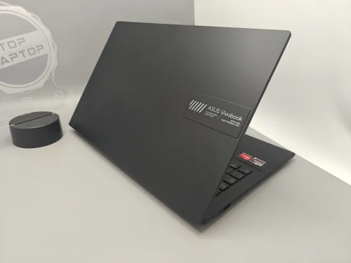 Asus Vivobook Go 15 Ultra Slim Ryzen 5 7520u 8GB 256GB SSD 15.6" FULL HD