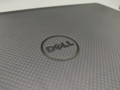 Dell Precision 7510 Carbon Workstation NVIDIA QUADRO M2000 4GB i7 6820HQ 16GB 512GB SSD 15.6" FHD