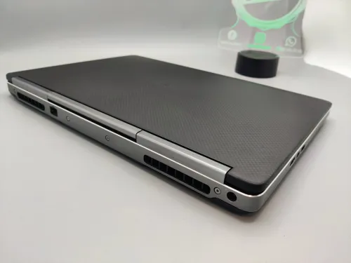 Dell Precision 7510 Carbon Workstation NVIDIA QUADRO M2000 4GB i7 6820HQ 16GB 512GB SSD 15.6" FHD