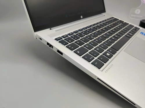 VENDU Hp ProBook 640 G8 i5 1135G7 11th 8GB 256GB SSD NVME 14" FULL HD IPS 