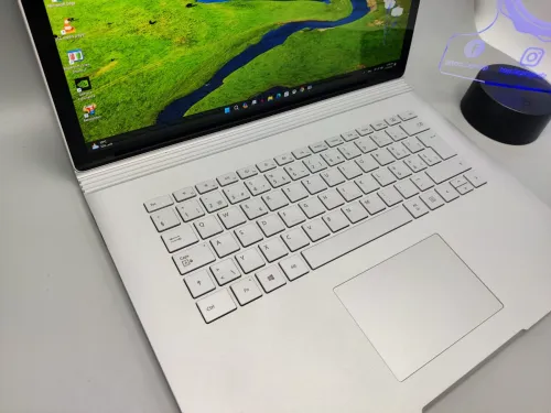 [VENDU] Microsoft SURFACE BOOK 2 15" 4K TACTILE DÉTACHABLE NVIDIA GTX 1060 I7 8eme 16GB 256GB SSD