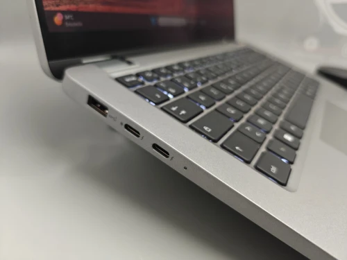 [VENDU] Dell Latitude 5340 2-in-1 Convertible i5 1345U 13eme 16GB DDR5 512GB SSD 13.3" FHD TACTILE