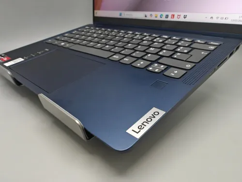 Lenovo IdeaPad Flex 5 x360 Convertible Ryzen 7 7730U 16GB RAM 512GB SSD 14" FHD TACTILE AMD Radeon 2GB