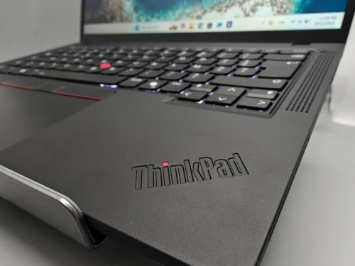 Lenovo Thinkpad T14 Gen 5 2025 Ultra 5 135u 16GB DDR5 512GB SSD 14" WUXGA