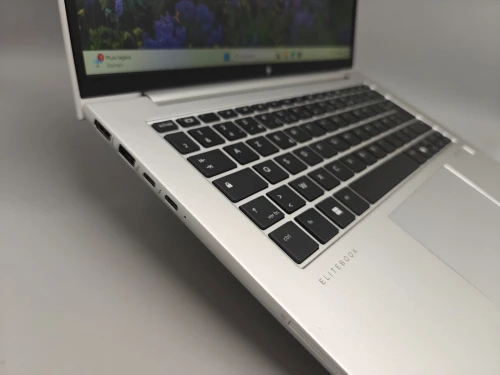 Hp EliteBook 840 G11 ULTRA 5 135U 16GB DDR5 256GB SSD 14" FHD+ WUXGA