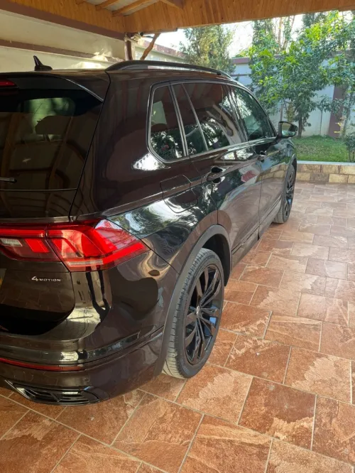 Volkswagen Tiguan 2023 R Line black black