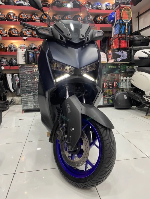 Yamaha Xmax 2023