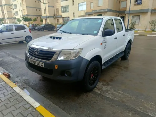 Toyota Hilux 2016 LEGEND SC 4x4
