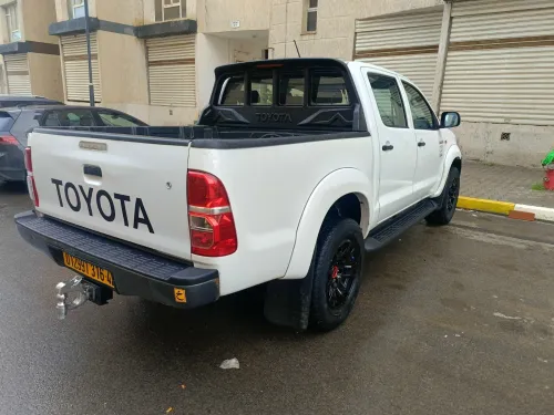 Toyota Hilux 2016 LEGEND SC 4x4