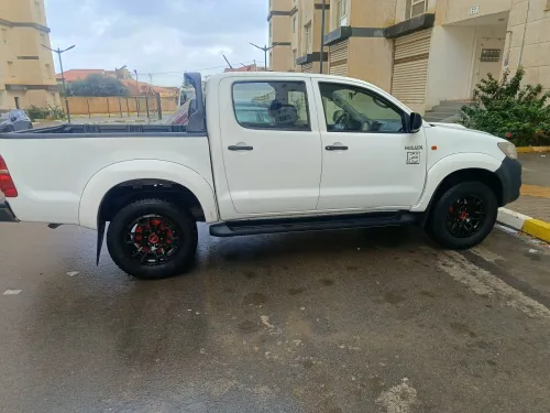 Toyota Hilux 2016 LEGEND SC 4x4