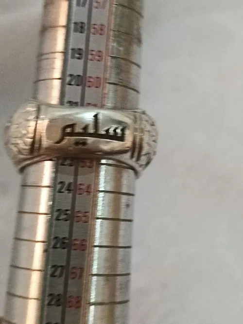 خاتم تحفة بحجر زمرد
