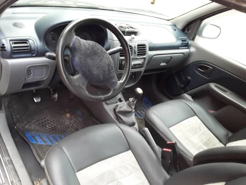 Renault Clio 2 1999 Clio 2