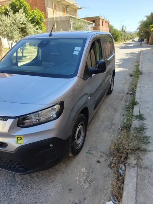 Fiat Doblo 2025 Dz