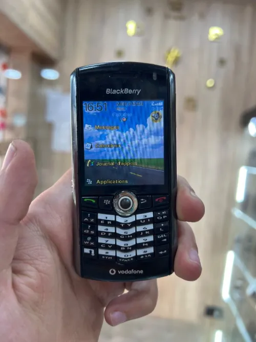 Motorola 8100