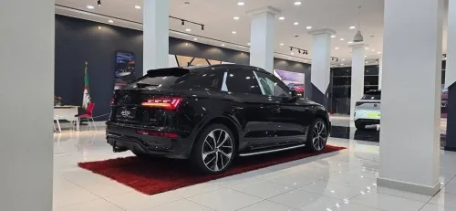 Audi Q5 2024 SLINE