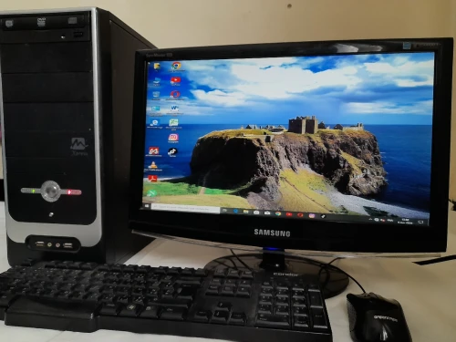 PC BUREAU I3