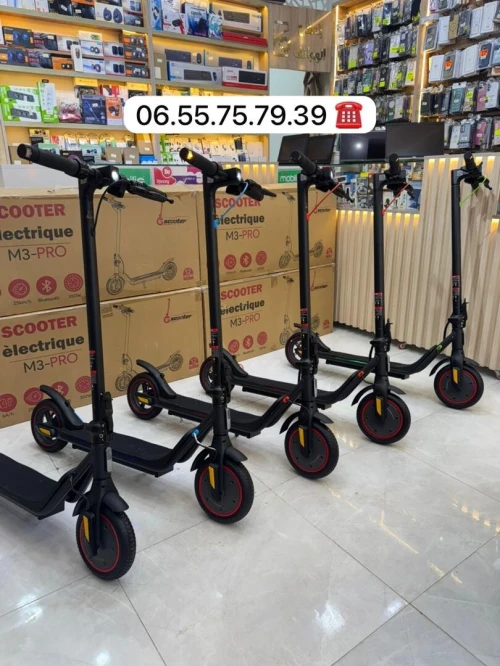 Trottinette électrique  pro 3 تروتينات الكتريك  (جديدة فالكرطون)