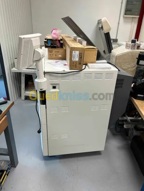 Tireuse KIP 870 couleur+ plieuse KIPfold 2000