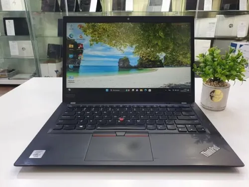 Lenovo Thinkpad T14s I7-10TH 16GB 256SSD  14Pouce Tactil