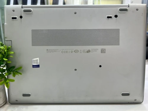 HP  ELITEBOOK 840 G5 i7 08th 08GB 256ssd