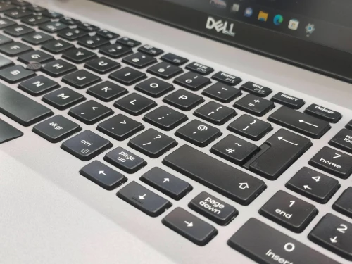 DELL LATITUDE 5510  i5 10th 08gb 256 ssd 15P