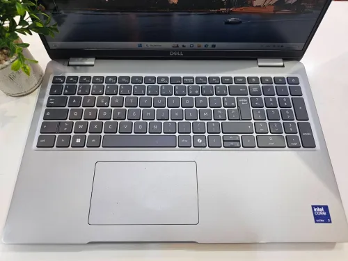 DELL PRECISION 3591 WERKSTATION ULTRA 7H 32GB 01TBSSD RTX 500 15.6P