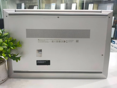 HP Elitebook 830 G8 I5-11TH  16GB 512SSD  13Pouce