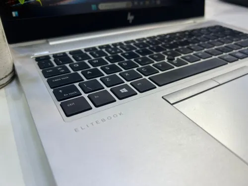 HP  ELITEBOOK 840 G5 i7 08th 08GB 256ssd