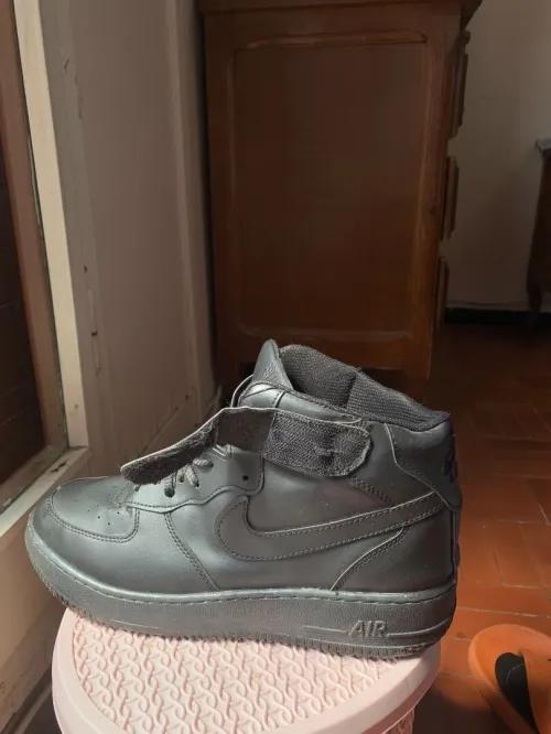 basket air force montante neuf 100% état 10/10 pointure 41 