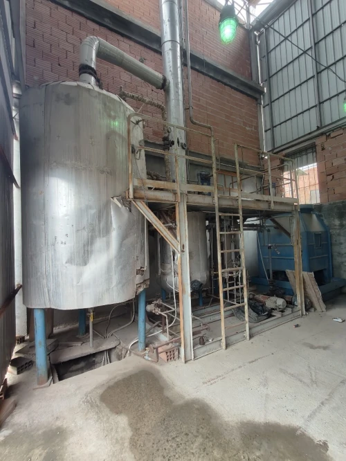 Matériel de distillation