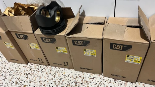 Komatsu caterpillar jcb
