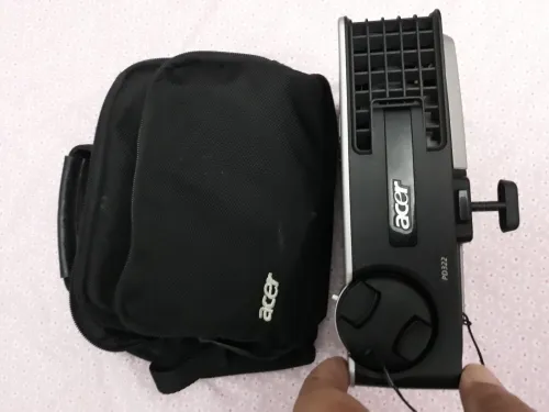 mini ondroid prof ztO spro2+ epson s98/0511/7 .acer x113/117/118 k131i .hitachi 5000 lumens