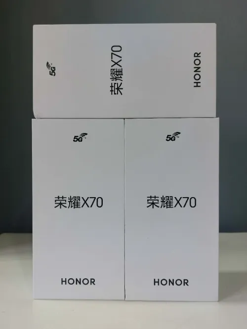 Honor x70 8/256 