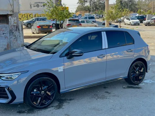 Volkswagen Golf 8 2025 R
