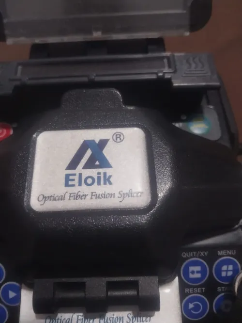 Optical fiber fusion splicer