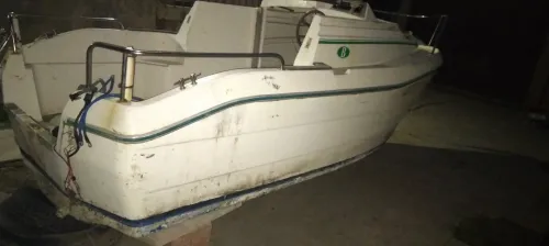 réparation bateaux résine, peinture polyuréthane - gelcoat - Topcoat  زورق نزهة، باخرة، قارب